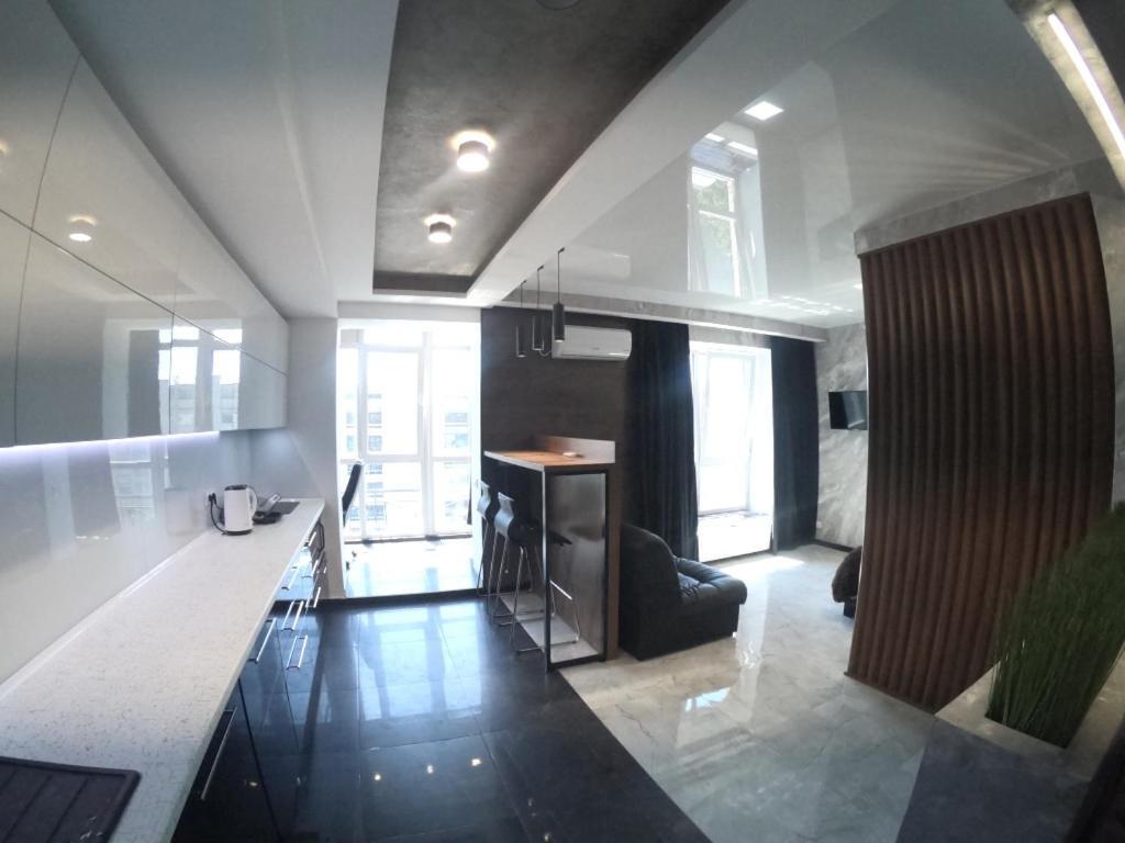 River Park Apartments Dnjepropetovsk Buitenkant foto