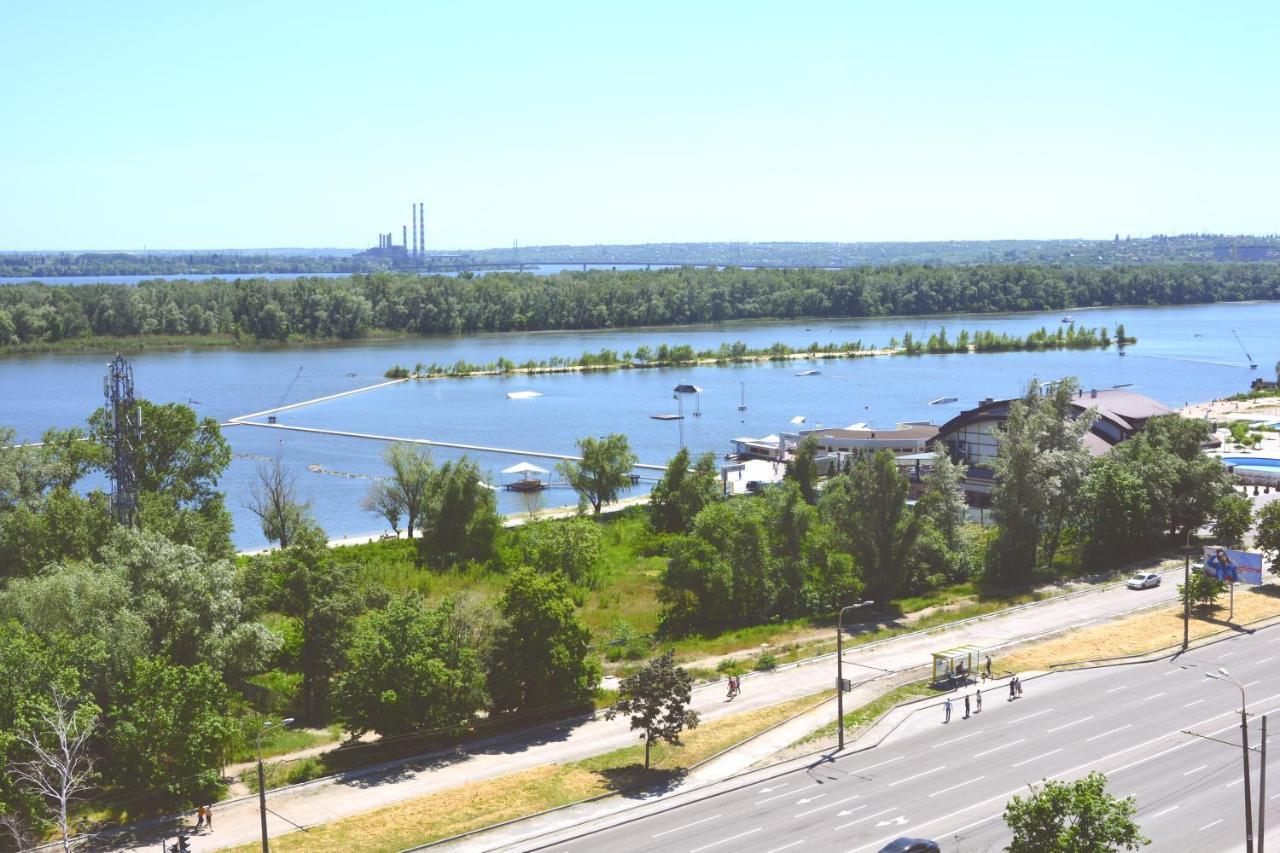 River Park Apartments Dnjepropetovsk Buitenkant foto